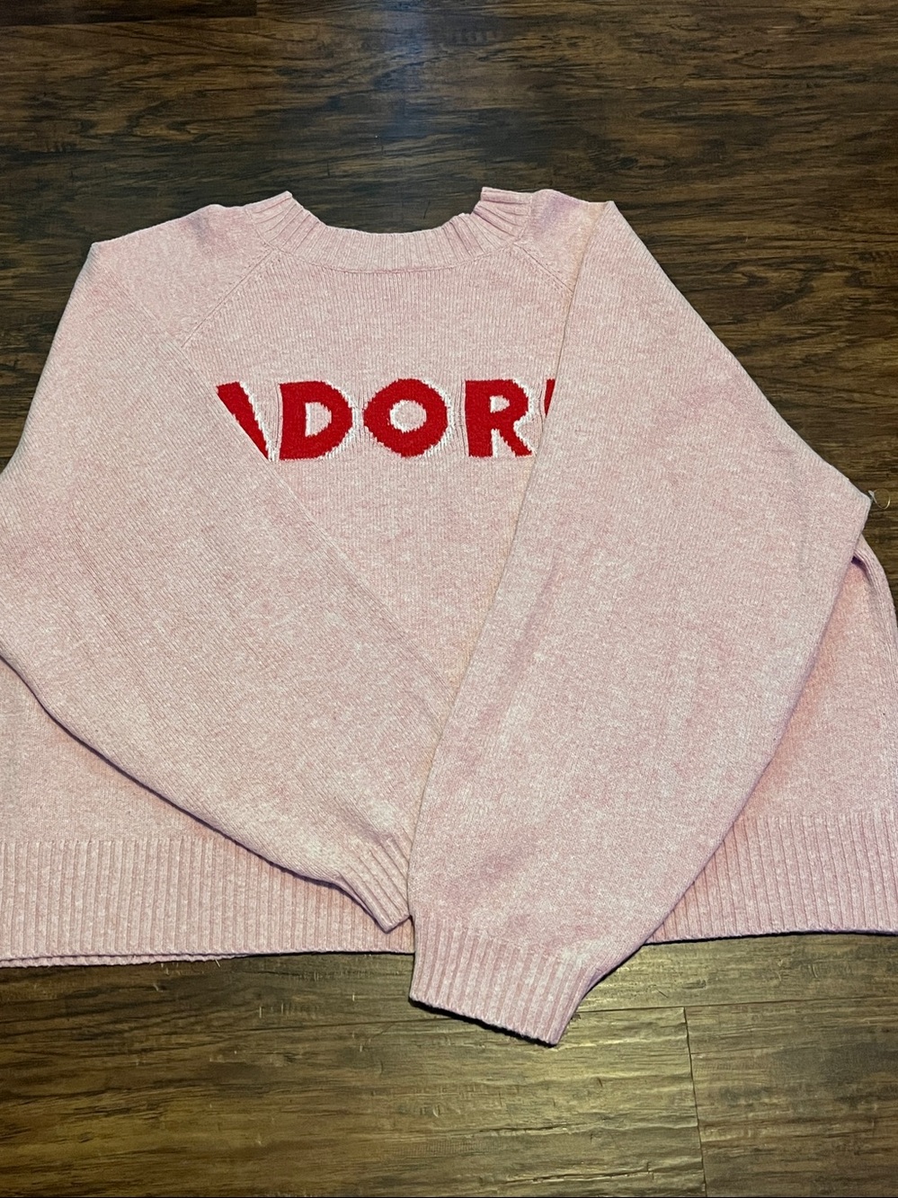 SoSoft Loose Crew-Neck Graphic Sweater Adore- Pink Size XXL - Picture 3 of 7